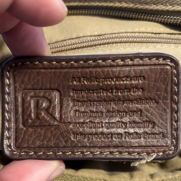 Relic Classic Tan Canvas Small purse Bag - Picture 8 of 9